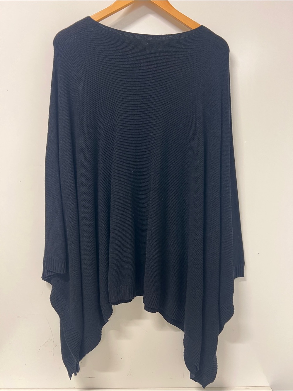 Lululemon, Pullover, Poncho/Shawl, Black OS,